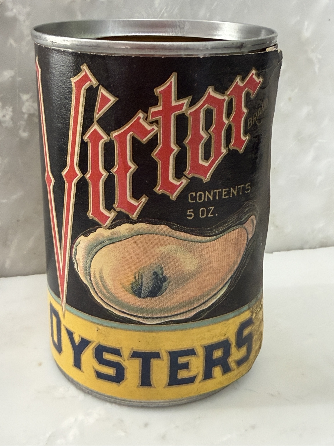 Victor Brand oysters can front