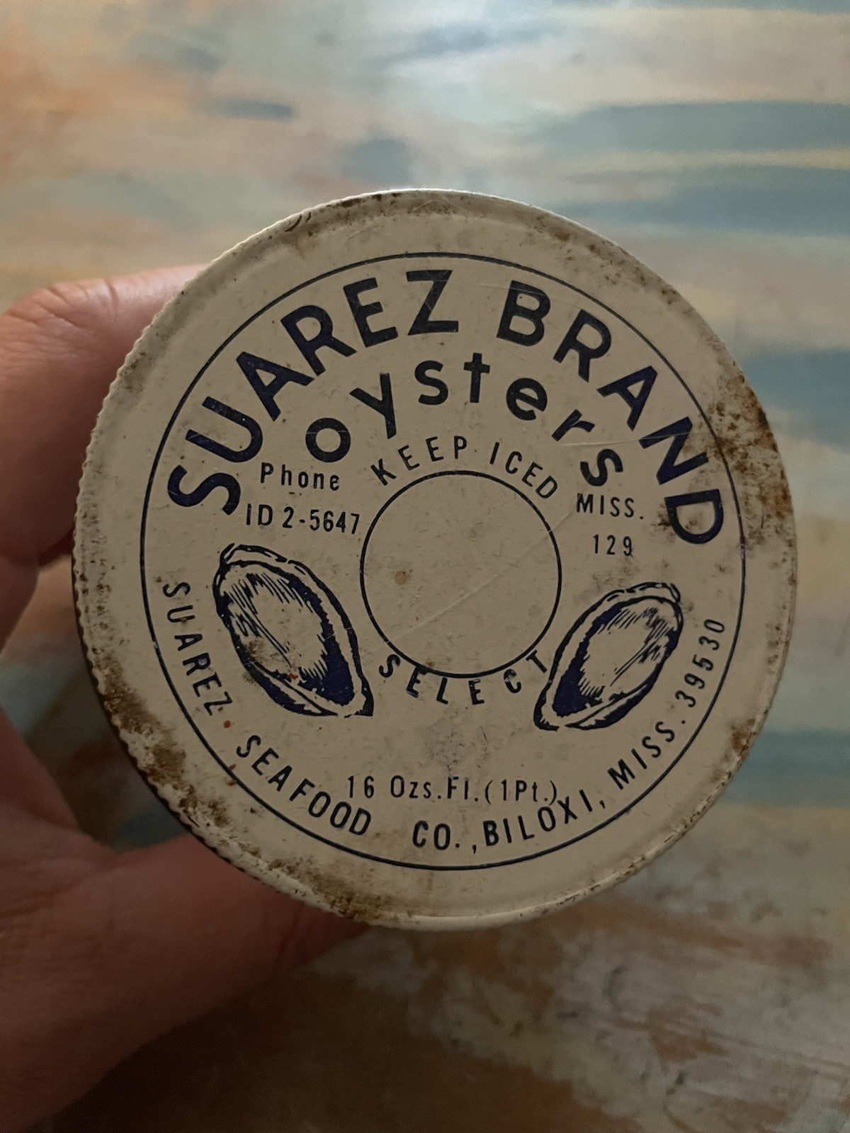 Suarez Brand Select Oysters jar lid from Biloxi, Mississippi
